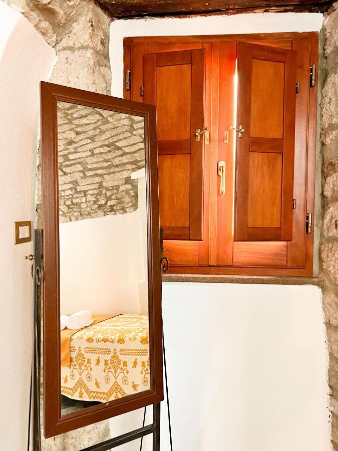 S'Ammentu House Hotel Bosa Exterior photo